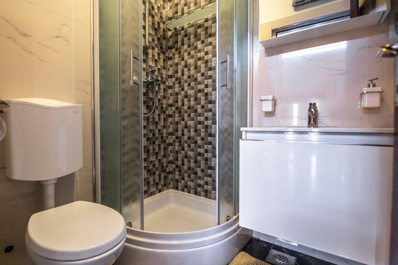 Cave Romane Apartment With Private Pool And Sea View Vinkuran Bagian luar foto