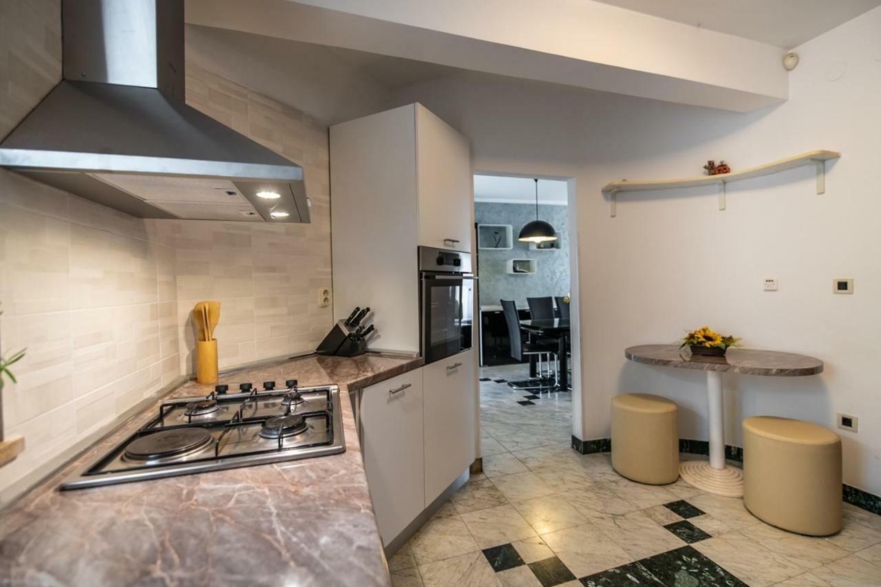 Cave Romane Apartment With Private Pool And Sea View Vinkuran Bagian luar foto